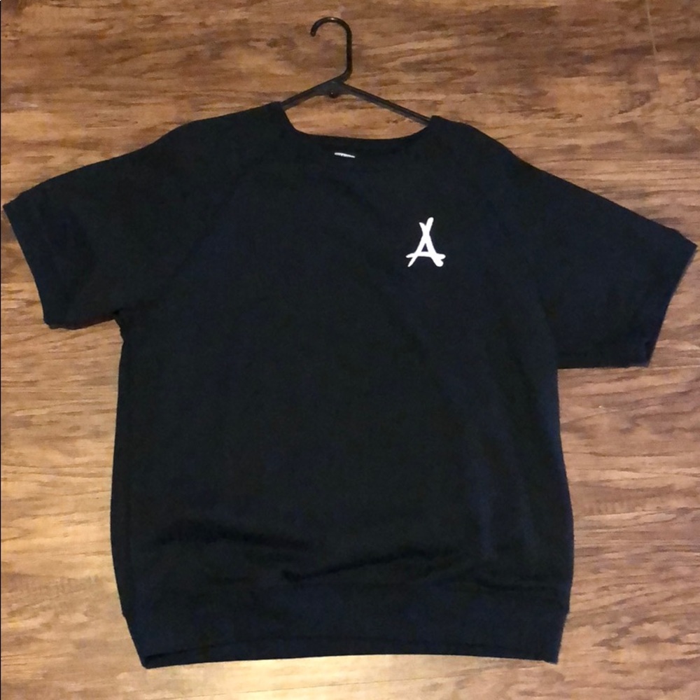 Sweater T-shirt